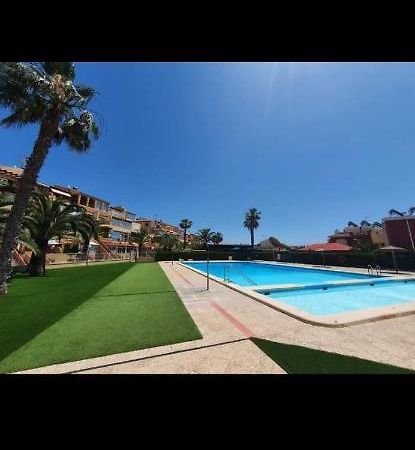 Апартаменты La Casita Roca Торевьиа Экстерьер фото